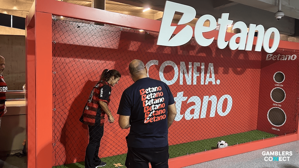 Participants engaging with the Betano responsible gaming challenge, searching for keywords like "responsibility" and "limits" as part of the BBB 26 task.