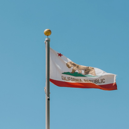 Super Bowl 2026: Prediction Markets Create Billion-Dollar Loophole in California Sports Betting Ban